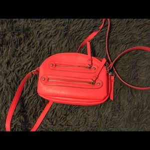 Small crossbody bright pink bag